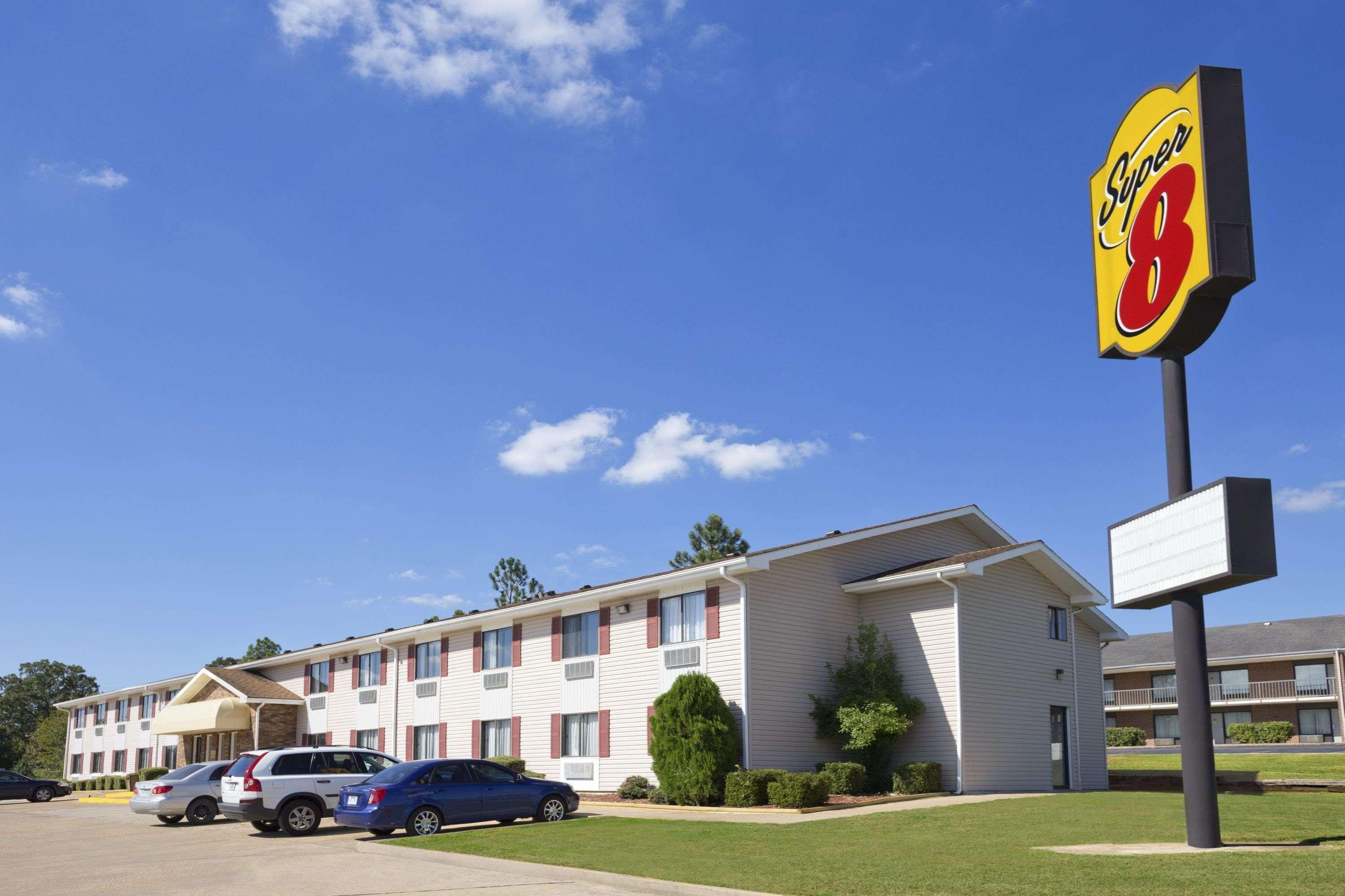 Super 8 By Wyndham Batesville Exterior photo