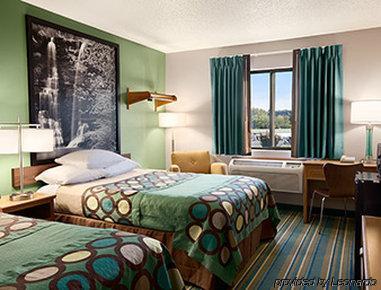 Super 8 By Wyndham Batesville Exterior photo